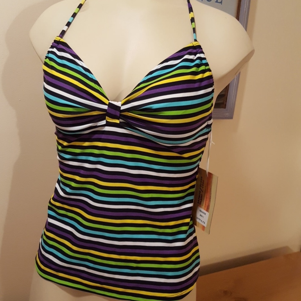Reduced! Ocean Core Bamboo Island bathing suit top